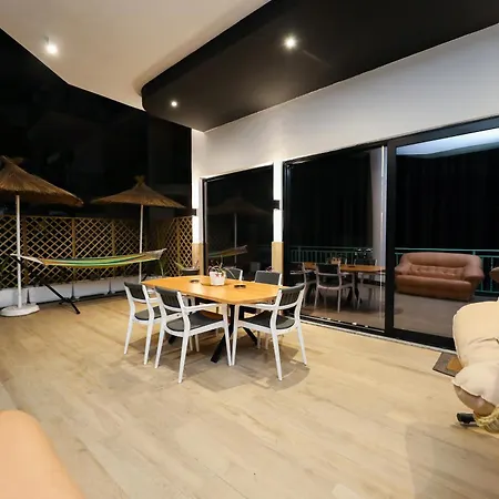 Rezidenca Panorama شقة فلورا